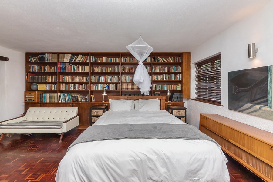 To Let 1 Bedroom Property for Rent in Green Point Western Cape
